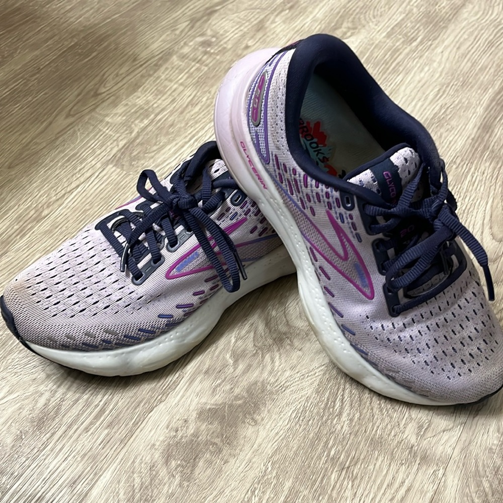 Brooks Glycerin 20 purple women size 6.5